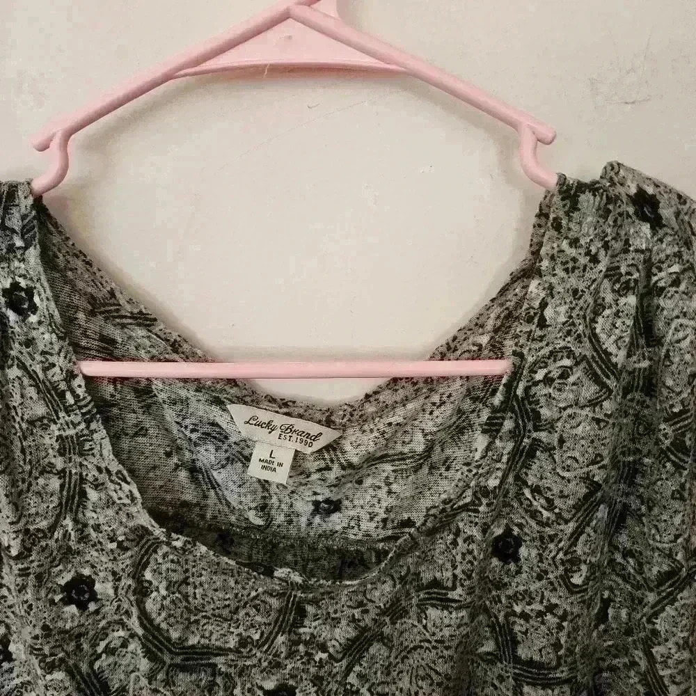 261.Lucky brand paisley kelidascope size large tee - Picture 3 of 4